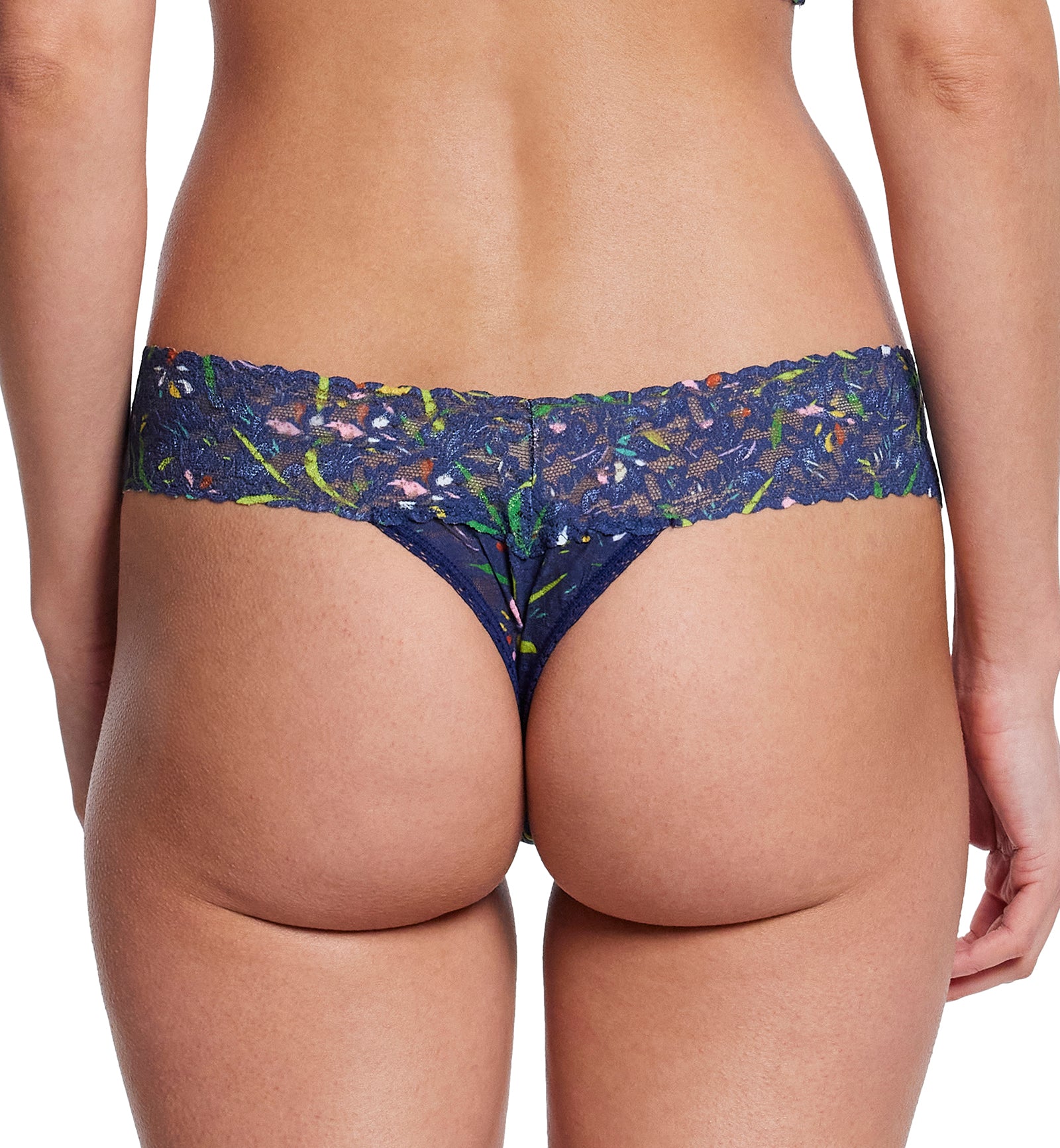 Hanky Panky Signature Lace Printed Low Rise Thong (PR4911P),Field Day - Field Day,One Size