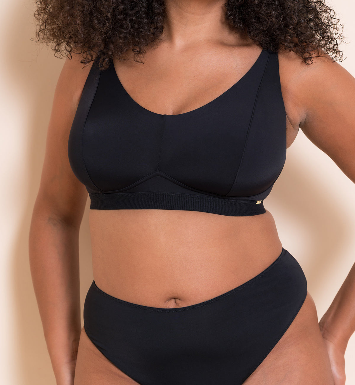 Curvy Kate Zen Non Wired Bralette (CK093110),30DD/E,Black - Black,30DD/E