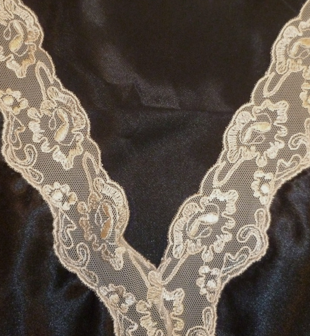 Shadowline Charming Lace Trim Sleepshirt (4503),S,Black - Black,Small