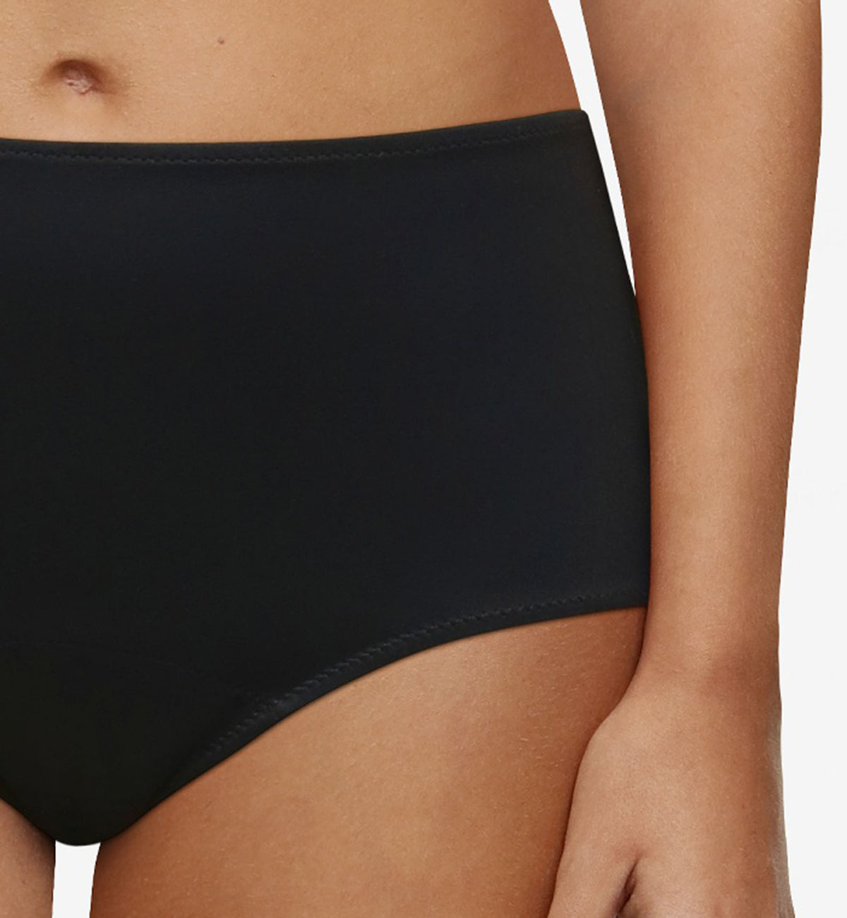 Chantelle Essential Leakproof High Waist Brief (C17P70),XXS,Black - Black,XXS
