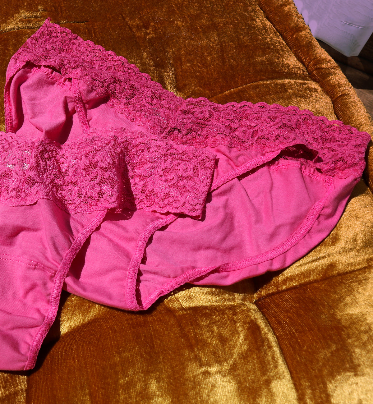 Hanky Panky Organic Cotton V-kini with Lace (892201),Large,Wild Pink - Wild Pink,Large