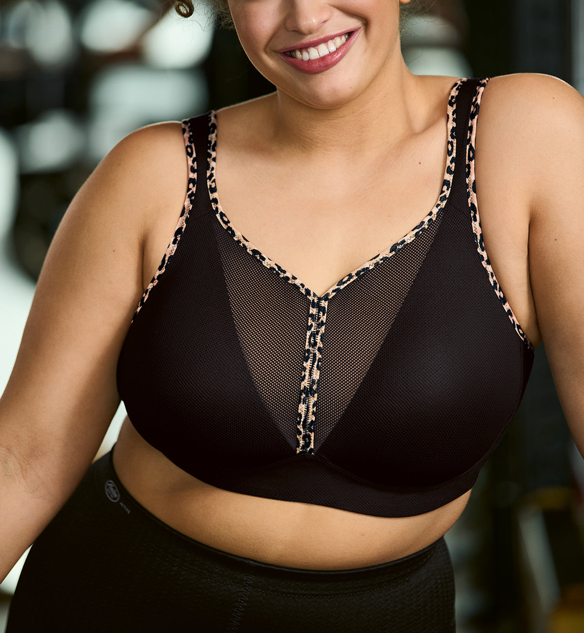 Anita Active Air Control Delta Pad Sports Bra (5544),32G,Black/Kalahari - Black/Kalahari,32G