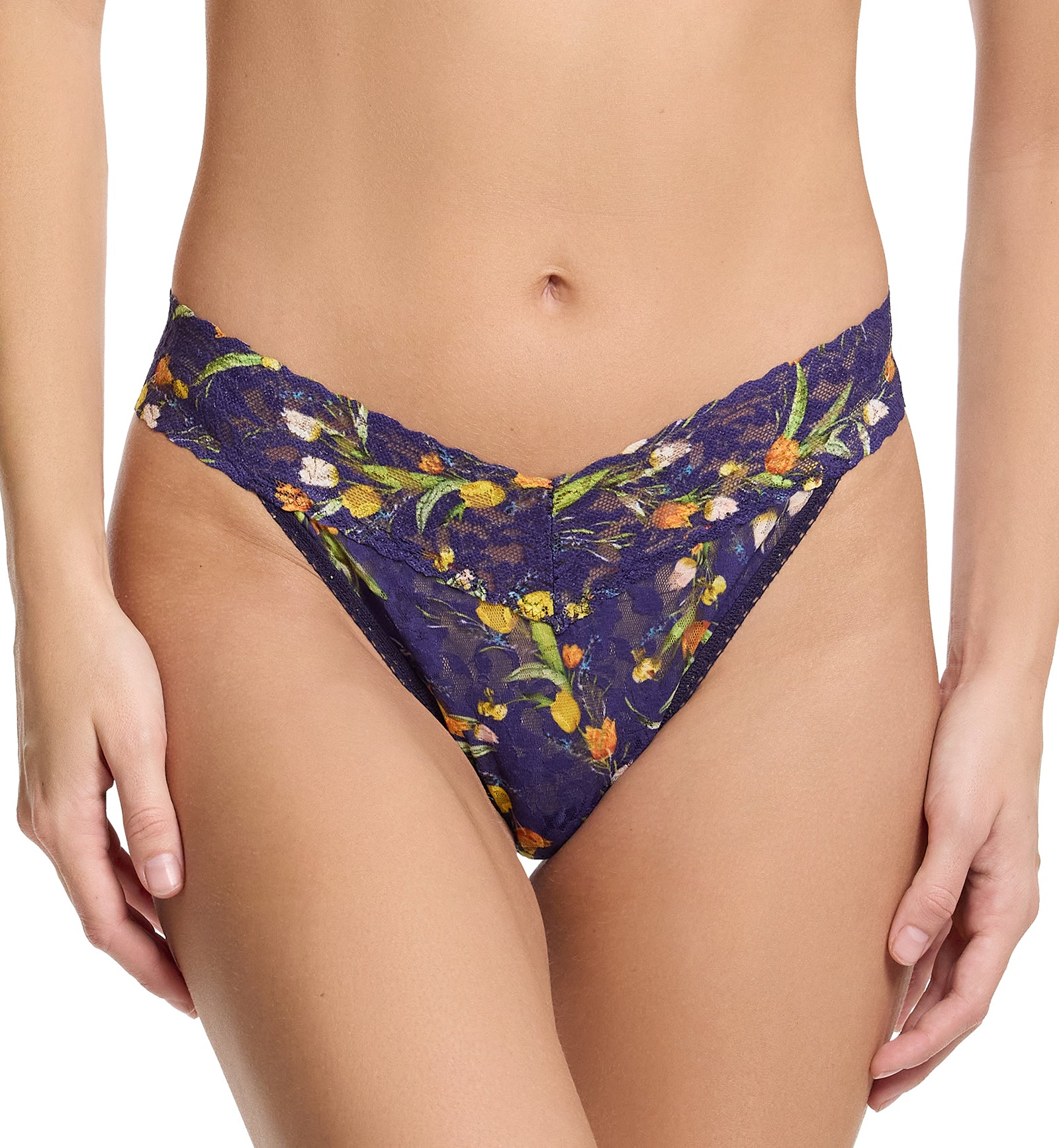 Hanky Panky Signature Lace Printed Original Rise Thong (PR4811P),Central Park - Central Park,One Size