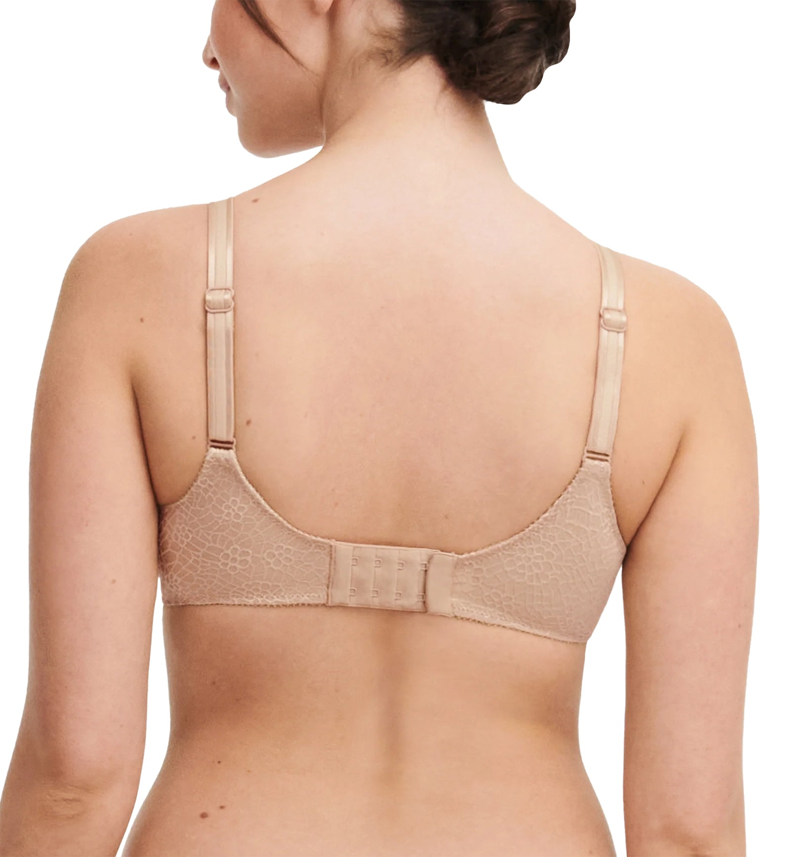 Chantelle C Magnifique Seamless Minimizer Underwire Bra (C18910),32D,Ultra Nude - Ultra Nude,32D