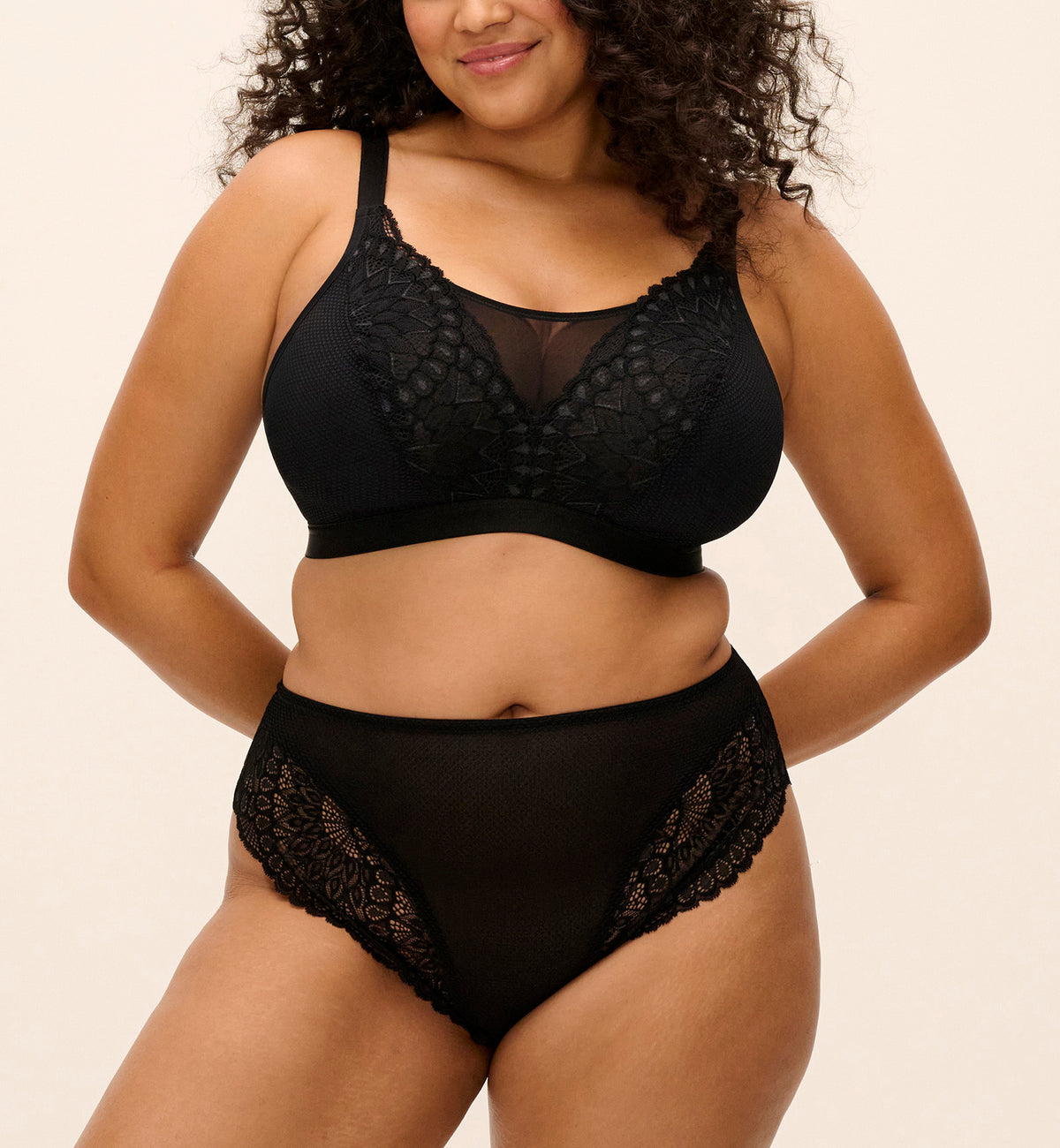 Elomi Tiernie Non Wire Bralette (303317),44H,Black - Black,44H